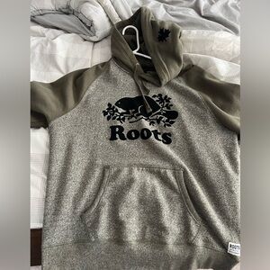 Roots hoodie like new